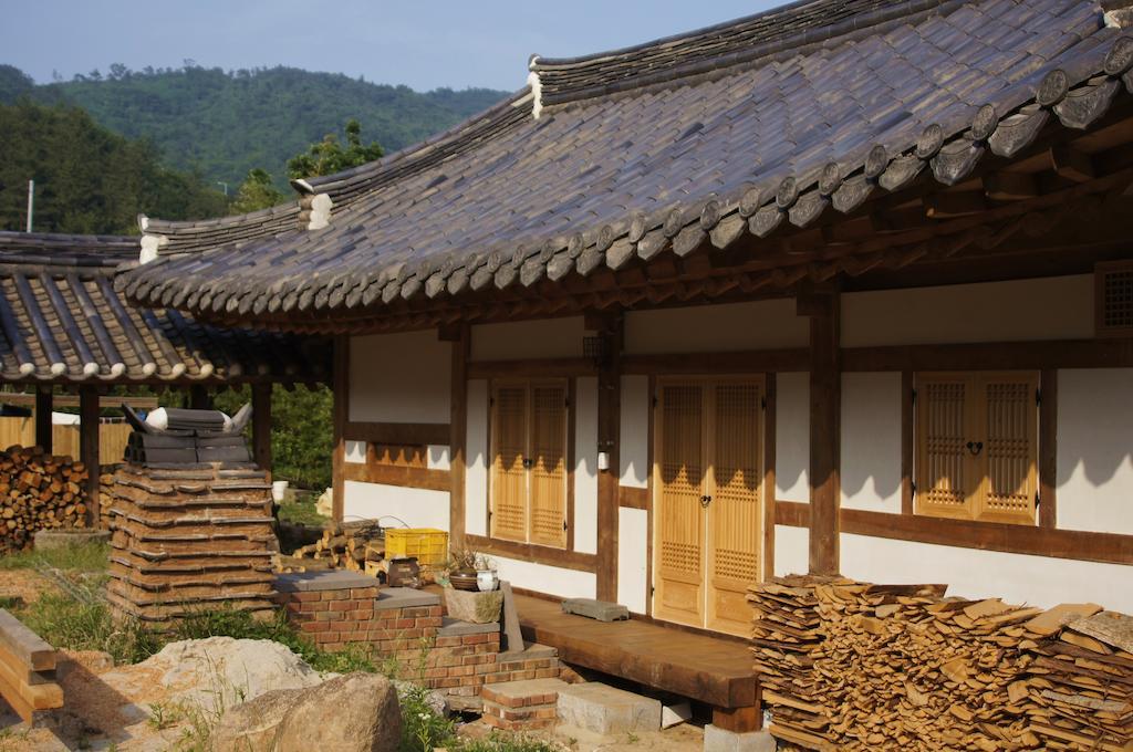 Korean Traditional House - Chungnokdang Hotel Boseong Room photo