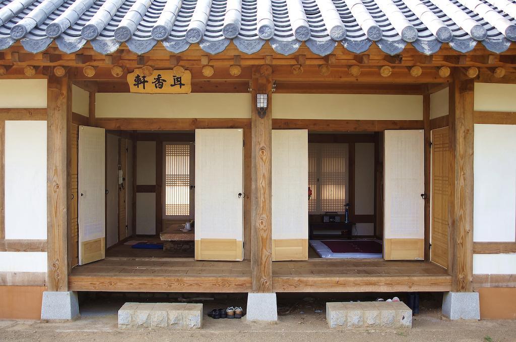 Korean Traditional House - Chungnokdang Hotel Boseong Room photo