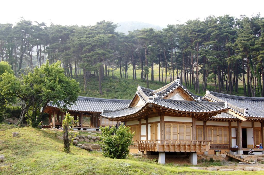 Korean Traditional House - Chungnokdang Hotel Boseong Room photo