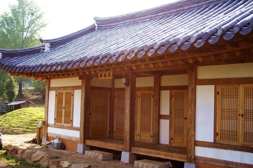 Korean Traditional House - Chungnokdang Hotel Boseong Room photo