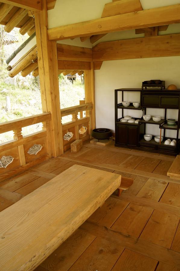 Korean Traditional House - Chungnokdang Hotel Boseong Exterior photo